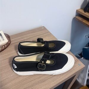 Brand new Vans Mary Jane’s